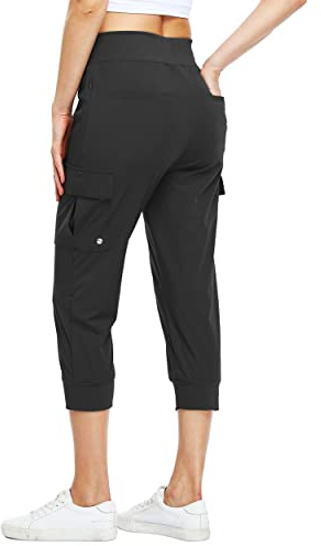 WILLIT Damen Caprihose Cargohose Jogginghose leicht Wanderhose für Workout Outdoor Schnelltrocken Athletik Wasserdicht LSF 50 mit Taschen Schwarz M
