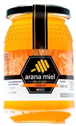 Miel pura de abeja. Miel de Azahar en formato de 500 grs. Color es ámbar oscuro y su aroma floral e intenso. El sabor es dulce con notas saladas. Muchas propiedades aportan su consumo diario.