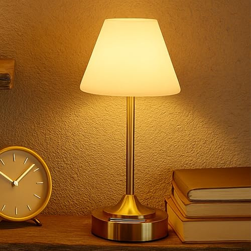 OUTON Lampada da Tavolo Ricaricabile e Senza Fili con Controllo Touch, Ricaricabili, Dimmerabili, USB-C, 3 Temperature, Impermeabile IP54, 53h Autonomia, per Camera e Esterno (Oro)