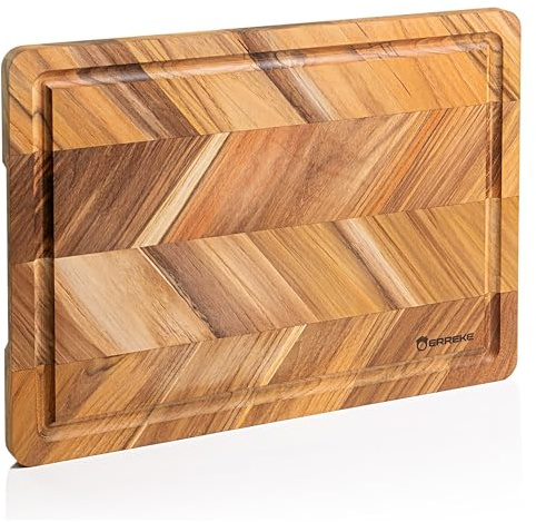 Erreke Tabla de Cortar en Madera de Teca Natural 40.5x30.5x2.0 cm, Diseño en Patrón Herringbone, Tabla Madera Cocina, para Servir Embutidos y Picar Carne Barbacoa Queso Pan, (ranura para jugos)
