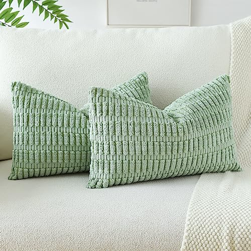 JOTOM 2er Set Kordsamt Weicher Kissenbezüge Moderne Kissenhüllen Dekorative Sofakissen Dekokissen Zierkissenbezug für Wohnzimmer Sofa Schlafzimmer Bohnengrün 40x60 cm