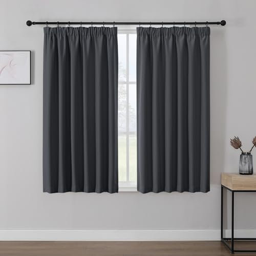 Joydeco Vorhänge mit Kräuselband Gardinen Blickdichte 2er Set Schienenvorhang Verdunkelung Wärmeschutzvorhang Übergardinen Hakengardinen Lärmschutz Wohnzimmer H160xB132 cm Dunkelgrau