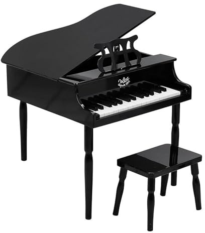 Pianoforte nero con coda