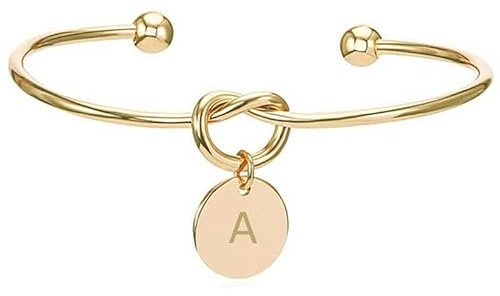 Bungsa Offener Armreif mit Buchstaben-Anhänger Gold aus Messing Unisex - S