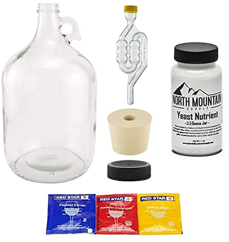 North Mountain Supply Caraffa per fermentazione in vetro da 1 gallone con manico, tappo in gomma #6.5, Airlock a 6 bolle, coperchio in plastica nera, assortimento di lievito da 3 confezioni e
