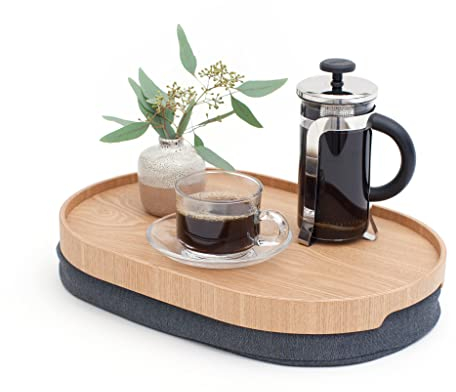 Bosign Plateau de Service Portable avec Coussin de Pouf. Plateau antidérapant. Housse de Coussin Lavable et Amovible. Bois de Saule Naturel. Coussin Gris. Moyen (39 x 26 x 6,5 cm)