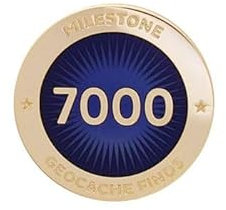 Milestone Pin – 7000 Hitta geocaching pin original GC kontakter hittade cachar