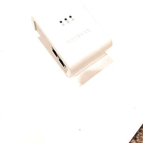 NETGEAR XE104 85 Mbps Powerline 4-Port Ethernet Adapter