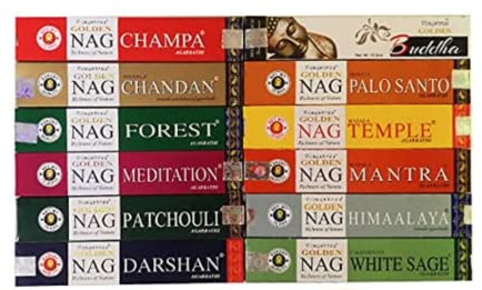 Aromasenses | Set mit 12 Golden Nag Vijayshree Räucherstäbchen + Holzhalter | Handgefertigter Räucherduft | Ohne Chemikalien | 100% Natürlich
