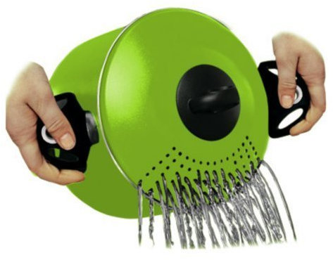 Pentola pastaiola antiaderente in alluminio con coperchio scolapasta; colore verde mela; prodotto made Italy