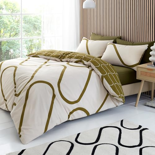 Catherine Lansfield Linear Curve Geometric Reversible King Duvet Cover Set with Pillowcases Olive Green