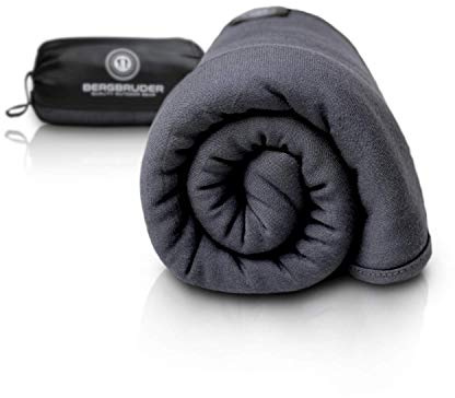 BERGBRUDER Ultraleichte Reisedecke - Outdoor Campingdecke 200x150cm mit minimalem Packmaß - Decke für Reisen in Auto, Bahn und Flugzeug