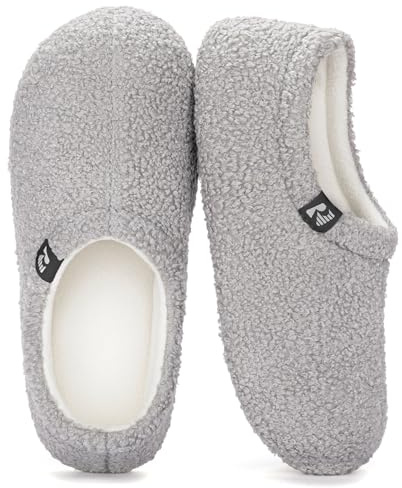 RockDove Women's Teddy Fleece Closed Back Slipper, 3/4 UK, Light Gray