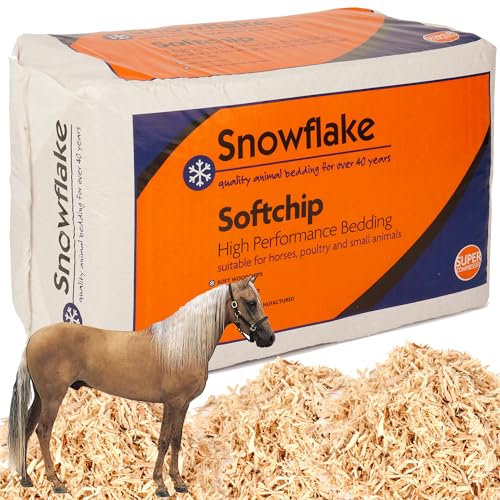 STORM TRADING GROUP 20kg Extra Large Premium Soft Chip Bedding Natural Wood Fibre Dust Extracted Ideal For Horses, Poultry & Animals