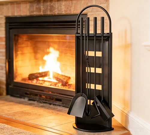 Calidola Set di 4 attrezzi per camino, altezza 66 cm, con supporto, pala, attizzatoio, spazzola, pinze, base stabile da 22 x 16 cm, finitura verniciata a polvere nera opaca
