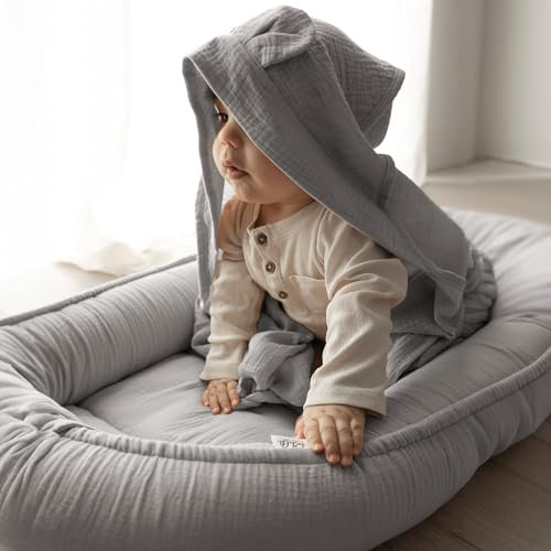 PaLulli® 2-seitig Musselin Babynestchen mit Pucktuch, Atmungsaktive Musselin - Handtuch mit Kapuze und eingenähten Ohren 100% Musselin Oeko TEX Kuschelnest Kokon für Babybett (Helles Grau)