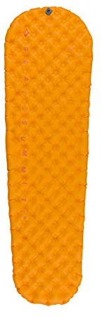 Sea to Summit - Ultralight Insulated Air Isomatte Large - Thermolite Ultraleichte Schlafmatte - Besonders kompakt - Pillow Lock-System - 2,5 Jahreszeiten - Pumpsack - Wandern - Orange - 595g