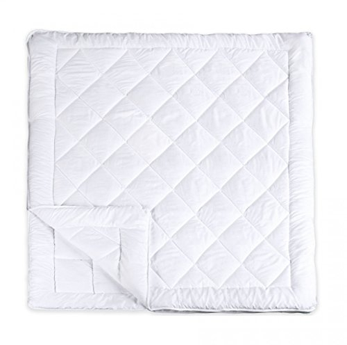 Wagner Textil Premium Vierjahreszeiten Steppbett XXL Steppdecke Allergiker Microfaser 200 x 200 cm Sommersteppbett ca. 600g Füllung, Standardsteppbett ca. 900g Füllung zusammen 1500g