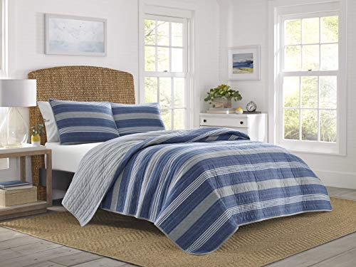 Nautica - Queen Quilt Set, Cotton Reversible Bedding with Matching Shams, Home Decor for All Seasons (Saltmarsh Blue, Queen)