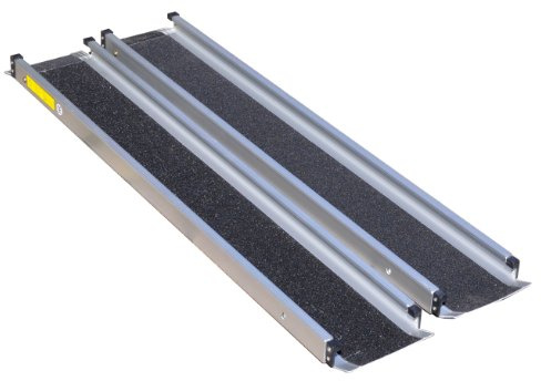 Aidapt 4FT Telescopic Wheelchair Ramps.Non-slip Coating on Tread,Raised Edges,Scooter,Disability,Lock in Place,Compact Size,Lightweight Aluminium,Carry Bag Included,Use with Cars,Thresholds,Kerbs