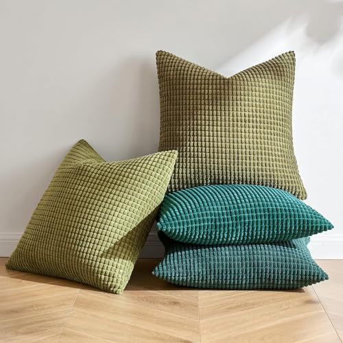 MIULEE Weihnachten 4er Set Kissenbezug Kissen Dekorative Kissenbezüge Kordsamt Sofakissen Dekokissen Kopfkissenbezug Couchkissen Deko Bezug für Sofa Couch Wohnzimmer Schlafzimmer 40x40cm Grüne Serie