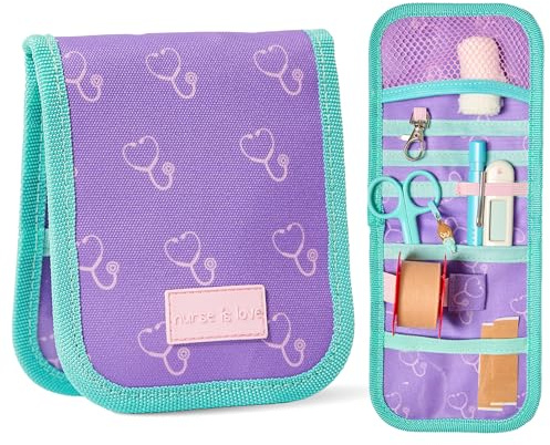 Nurse is Love Pochette Infirmiere pour Blouse Purple STETHOS - Pochette Aide Soignante Personnalisé | Infirmiere Accessoires. Espace pour Ciseaux Infirmier. Cadeau Infirmiere | Matériau Imperméable