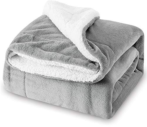Sherpa Fleece Throw Blanket, Lightweight, Warm and Cozy, Soft Microfiber Solid Fluffy Fleece Blankets for Bed, Sofa Couch, Travel - Suitable for Adults, Kids (Grey, 150x200cm)