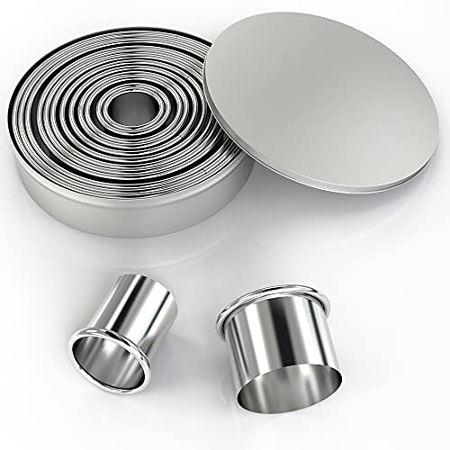INTIRILIFE Juego de cortadores de Galletas de 12 Piezas en Plata con Caja de almacenaje -2,2 cm a 10,8 cm- Anillos cortadores Redondos de Acero Inoxidable para Galletas Molde para Galletas Cortador