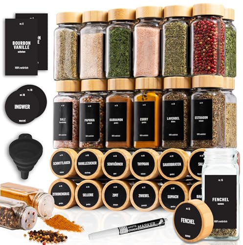 Deco haus® Lot de 36 Bocaux à Épices Carrés Hermétiques [avec Étiquettes & Saupoudreur] - Bocaux en Verre - Pot a Epices en Verre et Bois, Spice Jars - Récipients d'Épices - Pot a Epice