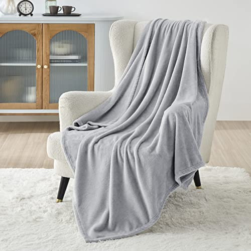 Bedsure Plaid Divano Coperta Pile - Flanella, 150 x 200 cm, Grigio Chiaro