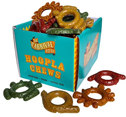 Vegan dog chews, 30 edible Hoopla dog treats with a plant-based recipe for sensitive dogs. Fun chews for dogs of all ages.