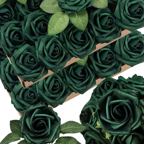 50 fiori artificiali verde smeraldo in schiuma, rosa verde scuro con steli, 12 foglie dall'aspetto reale, rose finte per bouquet da sposa, centrotavola per feste e decorazioni