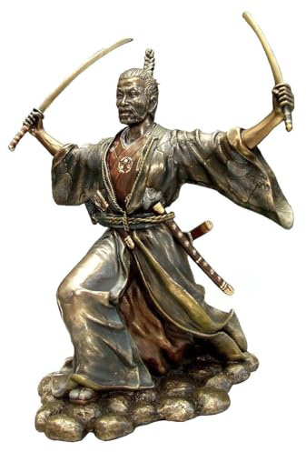 Veronese Samouraï avec deux épées attaquant Figurine peinte à la main 24 cm