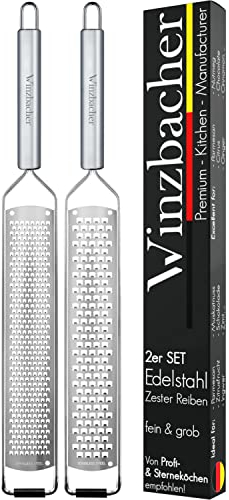 Winzbacher® DAS ORIGINAL [2er Set] Edelstahl Reibe | Parmesanreibe, Zitronenreibe, Muskatnuss, Ingwerreibe, Zester | rasiermesserscharfe Klinge | inkl. Schụtz & Reinigungsbürste