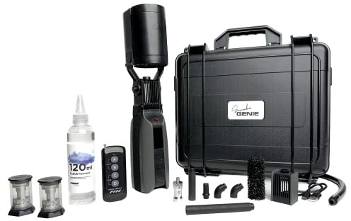 SmokeGENIE Machine à fumée portable sans fil avec télécommande pour photographie, événements en plein air, fêtes, effets de scène, mariage, désinfection ou Halloween (kit professionnel)