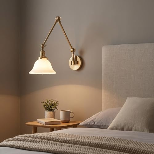 BARCELONA LED Vägglampa med Justerbar Arm i Guld/Koppar och Vit Glas Lampskärm, Vintage Industri, Retro, Modern och Minimalistisk, Perfekt för Sovrum, Vardagsrum, Matrum och Kontor