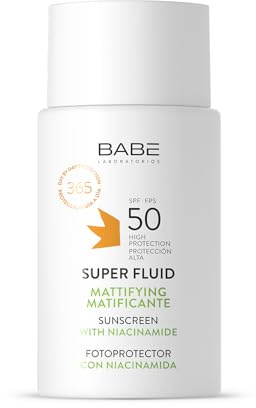 Babé-Labor – Super Fluid Mattierender Fotoprotector LSF 50, wasserdichter Gesichtsschutz, Sonnencreme gegen Sonnenschäden, ideal für fettige oder zu Akne neigende Haut, 50 ml