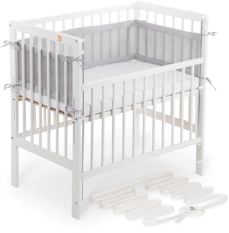 FabiMax Boxspring Baby Beistellbett Flex 90x55, TÜV geprüft, aus Buchenholz weiß lackiert, mit innovativem verstellbarem Seitengitter, passend für Boxspringbetten (Matratze Air, Grau)