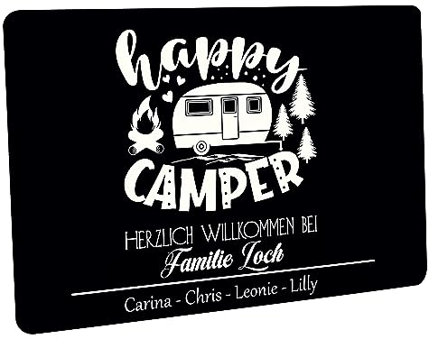 Crealuxe personalisierbare Fussmatte - Happy Camper mit Familie und Namen - 60x40 cm - Gummi Rückseite/rutschfest - Filzoberfläche - Bedruckte Türmatte - Innenmatte - Schmutzmatte