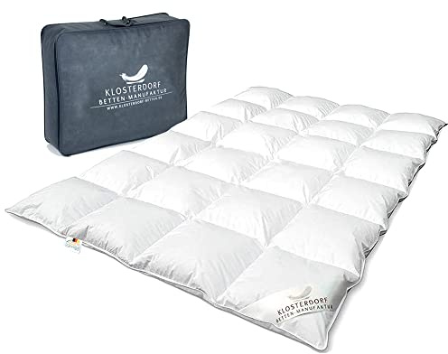 Klosterdorf Bettenmanufaktur Premium Ganzjahresdecke - ''Heimatliebe'' - 135x200 cm - 480 Gramm - LEICHT - Daunendecke - Bettdecke - Handarbeit aus Deutschland - Für einen gesunden Schlaf