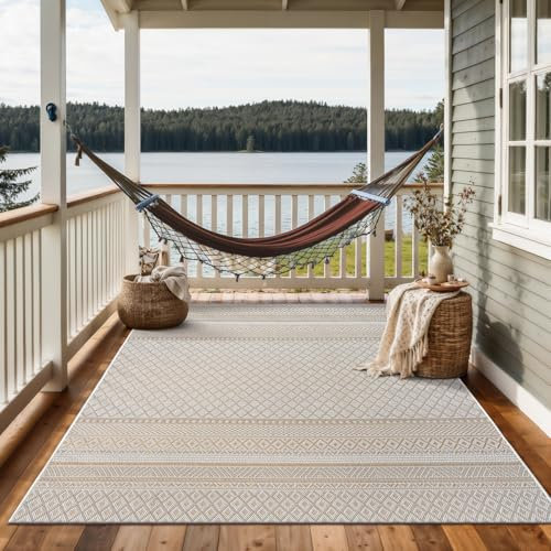 the carpet Calgary - robuster Outdoor Teppich, Flachgewebe, modernes Design, ideal für Küche und Esszimmer, Vintage-Optik, Boho-Style, auch für den Außenbereich, Beige Gelb, 80 x 150 cm