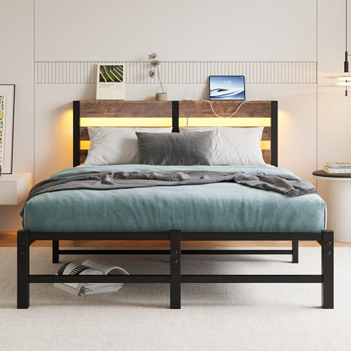 Verfarm - Estructura de cama doble de 4 pies 6 con estación de carga y luces LED, estructura de cama doble resistente de metal de 135x190 cm con cabecera de almacenamiento de madera, sin necesidad de