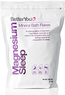 BetterYou Fiocchi da Bagno Minerali per il Sonno al Magnesio, Magnesio Zechstein Infuso con Lavanda e Camomilla per Lenire i Muscoli Doloranti, Oli Essenziali Rilassanti per un Sonno Profondo, 1 kg