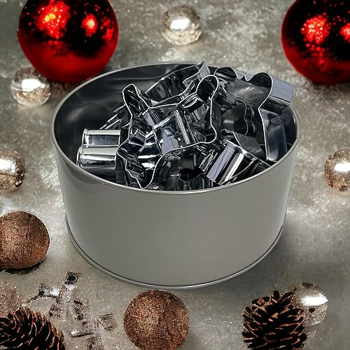 MIJOMA 15-teiliges Weihnachtsausstechformen-Set - Hochwertige Keksausstecher aus Edelstahl - Inklusive stylische runde Metall-Aufbewahrungsdose - Die perfekte Wahl für Weihnachten Backspaß mit Kindern