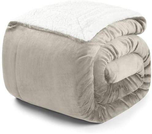 Blumtal Mantas para Sofá Reversible de Sherpa y Franela Suave - Manta Polar 100% Microfibra Extra Suave, Manta de sofá, de Cama o de Sala de Estar, Beige, 130 x 150 cm