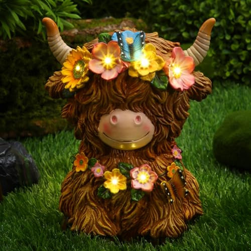 Colingmill Highland Cow Gnomes Resin, Garden Highland Cow Statue Solar Outdoor Decor with Flower Decoration for Patio, Yard, Gift for Mom, Cow Lovers(Bright)