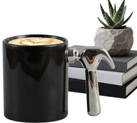 Generico Da Caffè – Forma Scolpita Di Bicchieri In Argilla Con Impugnatura A, Concetto Di Supporto Per Liquidi Con Motivo Hardware Giocoso, Struttura Di Sostegno Confortevole Dal Peso Bilanciato