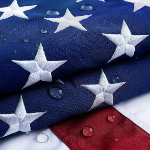 TOPFLAGS Bandiera americana in cotone, 0,9 x 1,5 m, resistente agli strappi, con stelle ricamate, strisce cucite per interni ed esterni