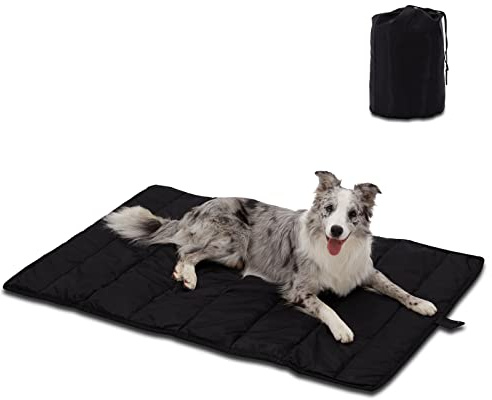 BDEUS Travel Dog Bed, Outdooor Camping Pet Mat, Portable Place Mat with Handle, Easy to Clean, Waterproof & Portable and Odor Resistant Pet Cooling Pad (Large 43 x 25, Black)