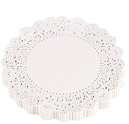 180pcs Celebrations Napperons ronds Dentelles Papier Blanc Dentelle Creuse Ronde Papier Cake Pads Papier Décoratif Napperons En Vrac pour Gâteau De Vaisselle De Mariage Décoration Disponible (24cm)